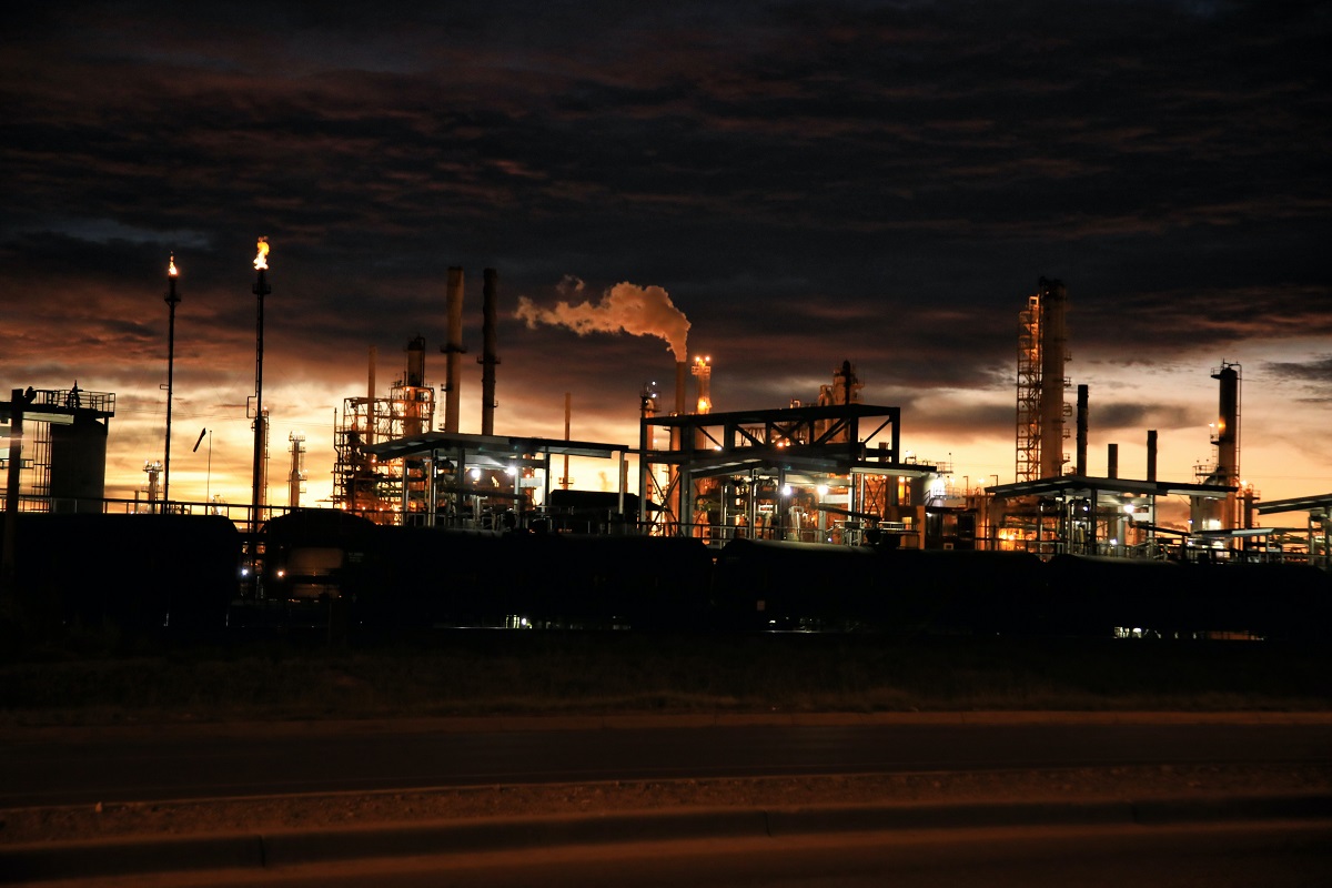 oil companies, oil refinery