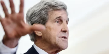 Environmental groups urged US climate envoy John Kerry to support a compensation fund for countries that suffered most from climate change