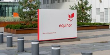 Equinor in talks to buy Suncor's UK oilfields